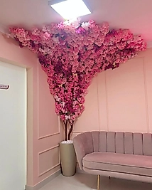 Büyük Yapay Sakura Ağacı